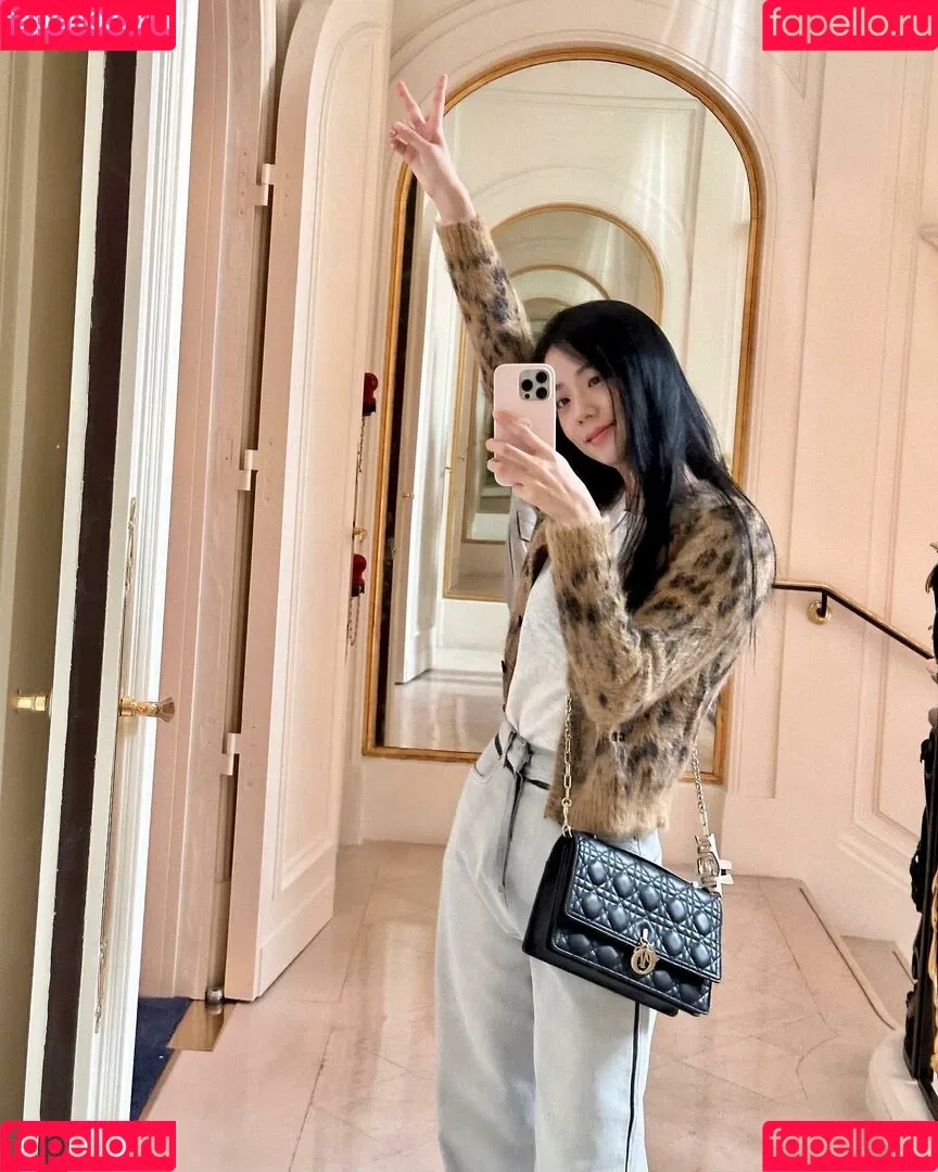 BLACKPINK / Jisoo / qenshizu / sooyaaa__ Onlyfans Photo Gallery 
