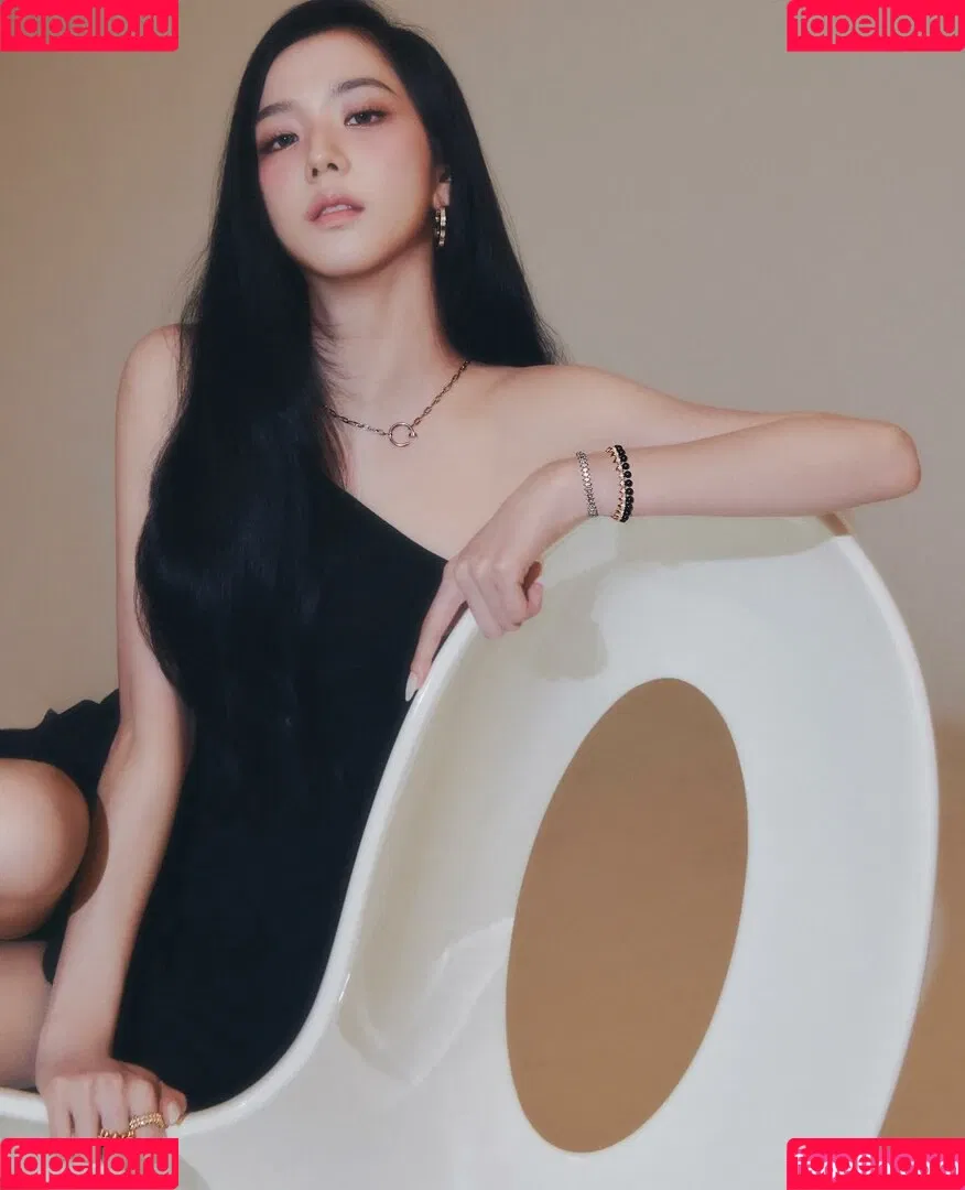 BLACKPINK / Jisoo / qenshizu / sooyaaa__ Onlyfans Photo Gallery 