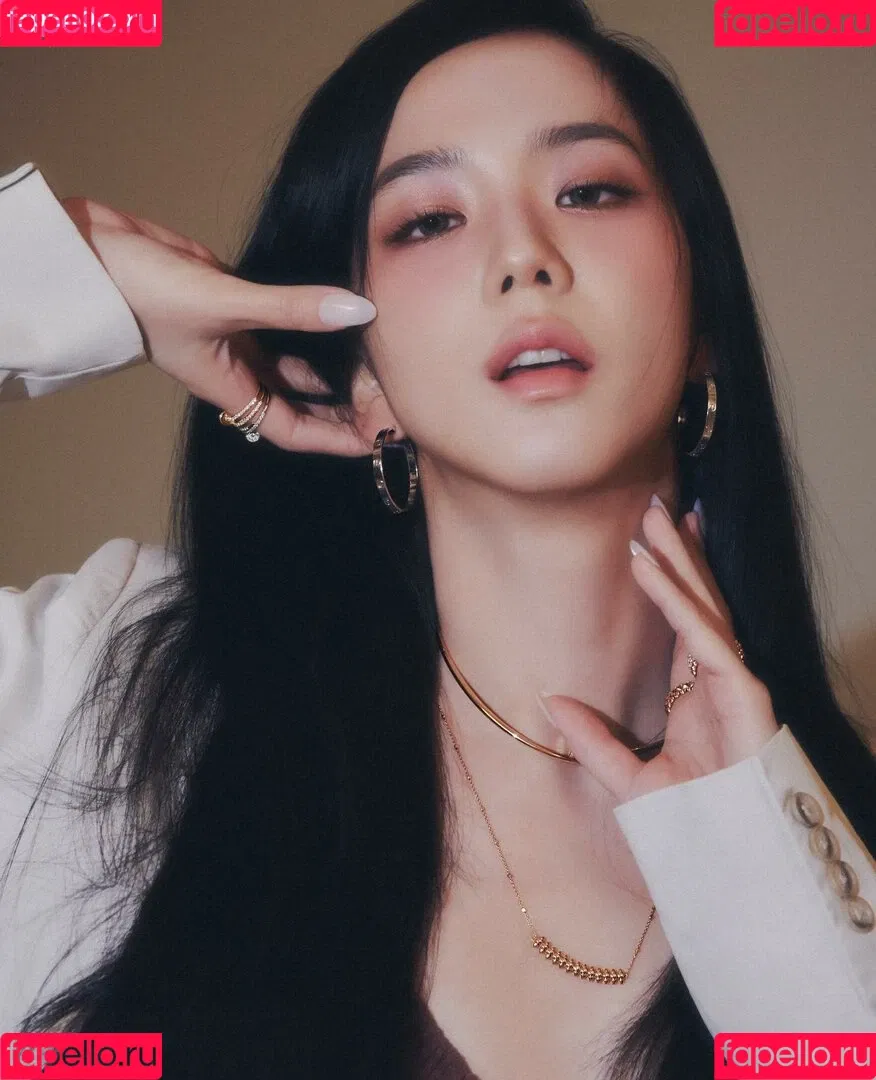 BLACKPINK / Jisoo / qenshizu / sooyaaa__ Onlyfans Photo Gallery 