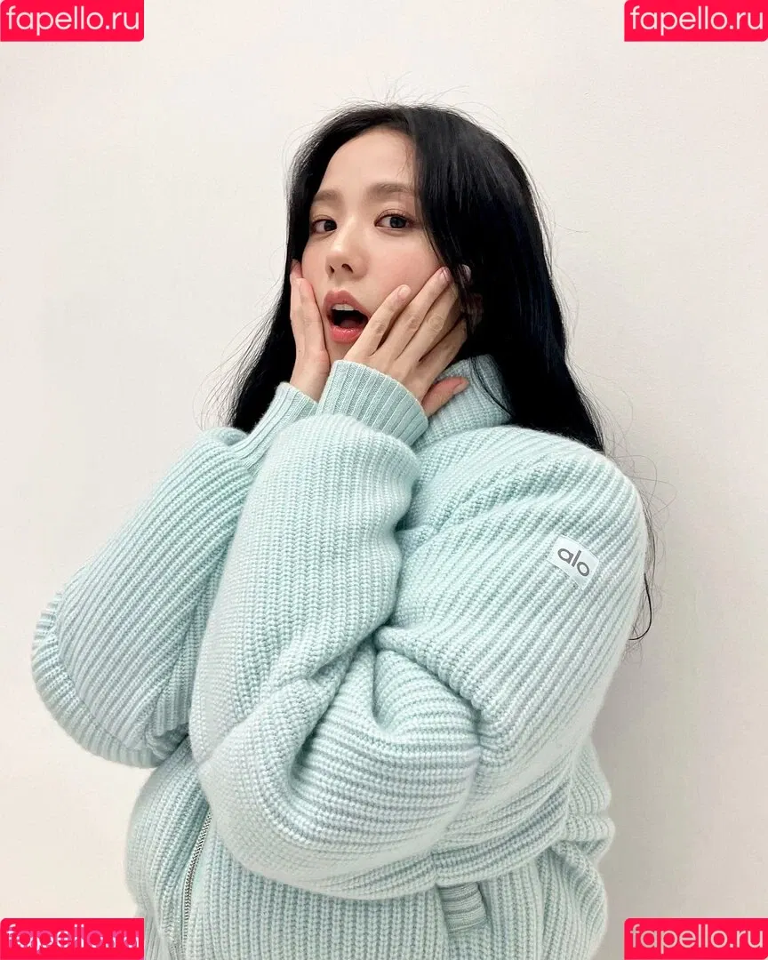 BLACKPINK / Jisoo / qenshizu / sooyaaa__ Onlyfans Photo Gallery 