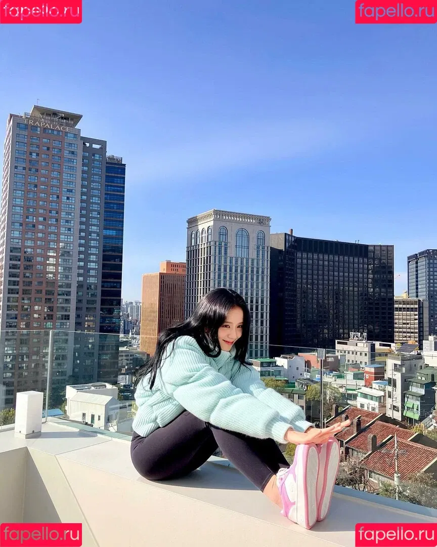 BLACKPINK / Jisoo / qenshizu / sooyaaa__ Onlyfans Photo Gallery 