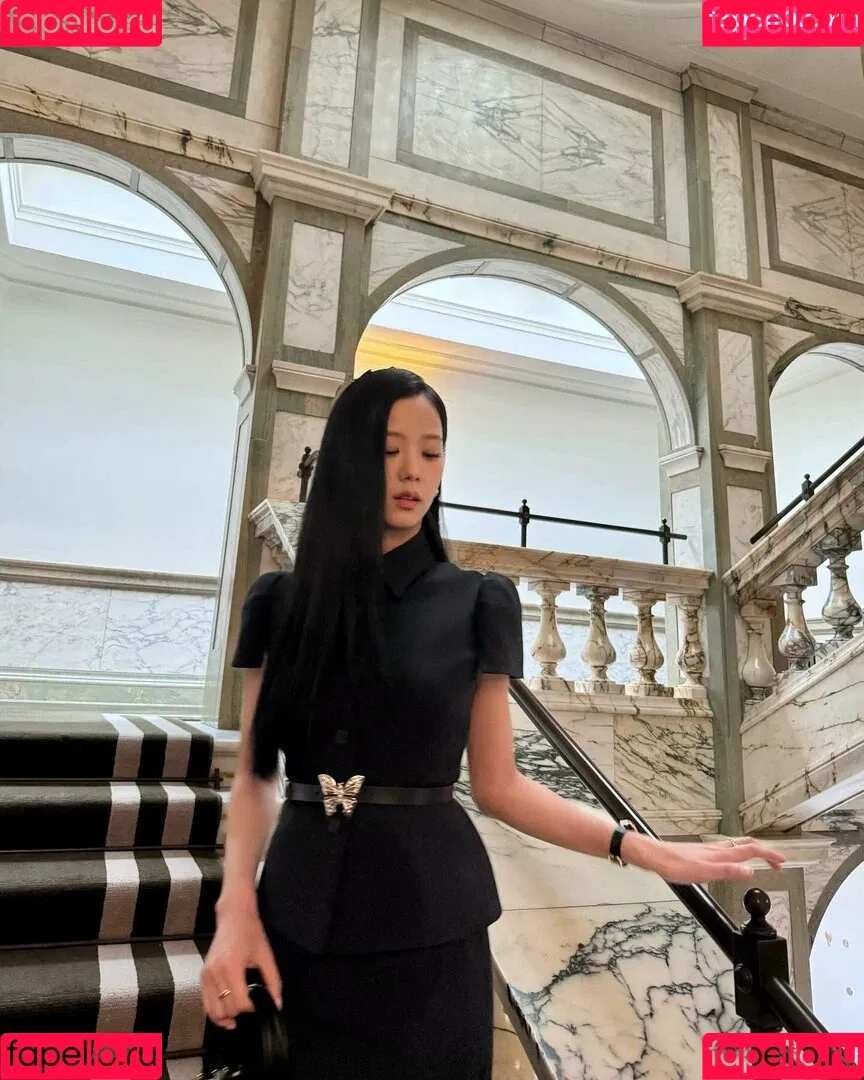 BLACKPINK / Jisoo / qenshizu / sooyaaa__ Onlyfans Photo Gallery 