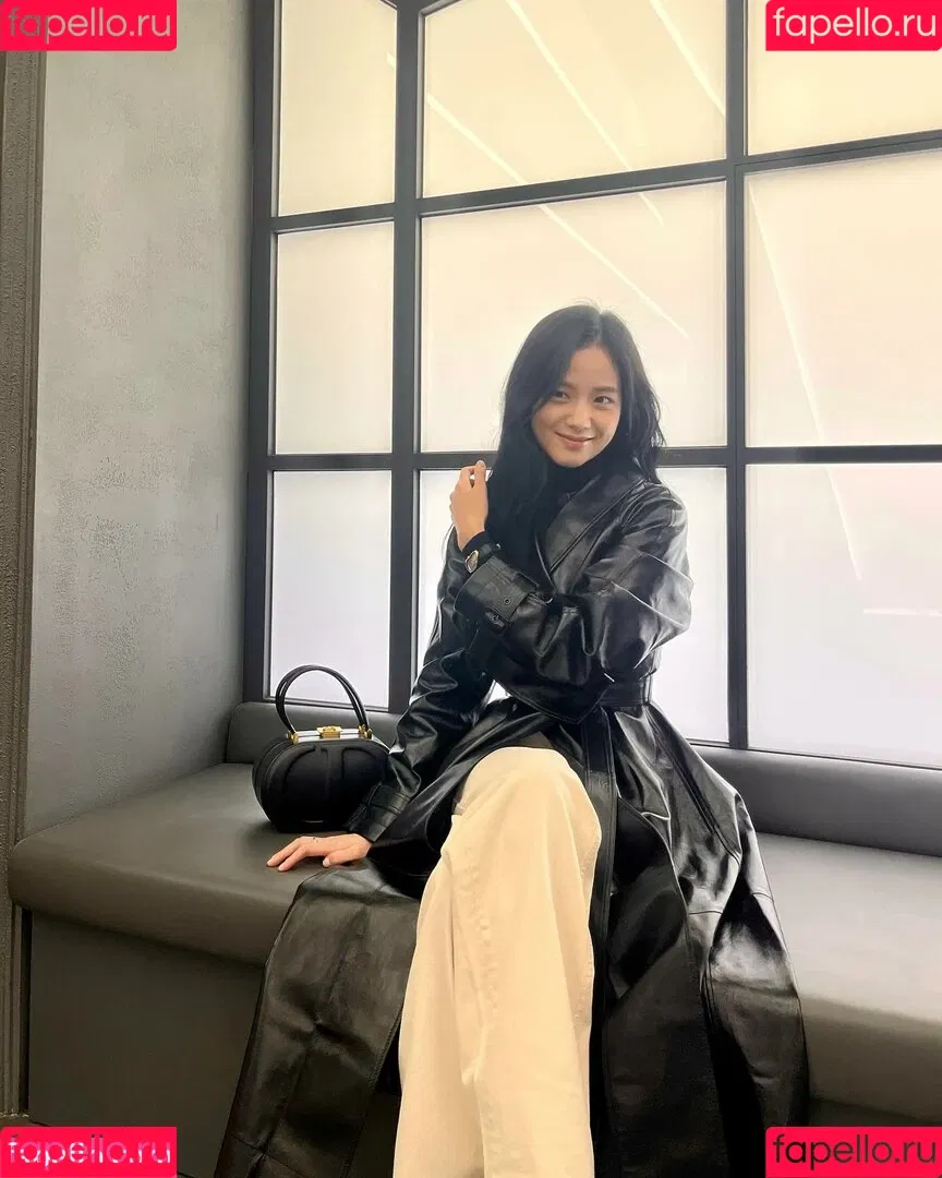 BLACKPINK / Jisoo / qenshizu / sooyaaa__ Onlyfans Photo Gallery 