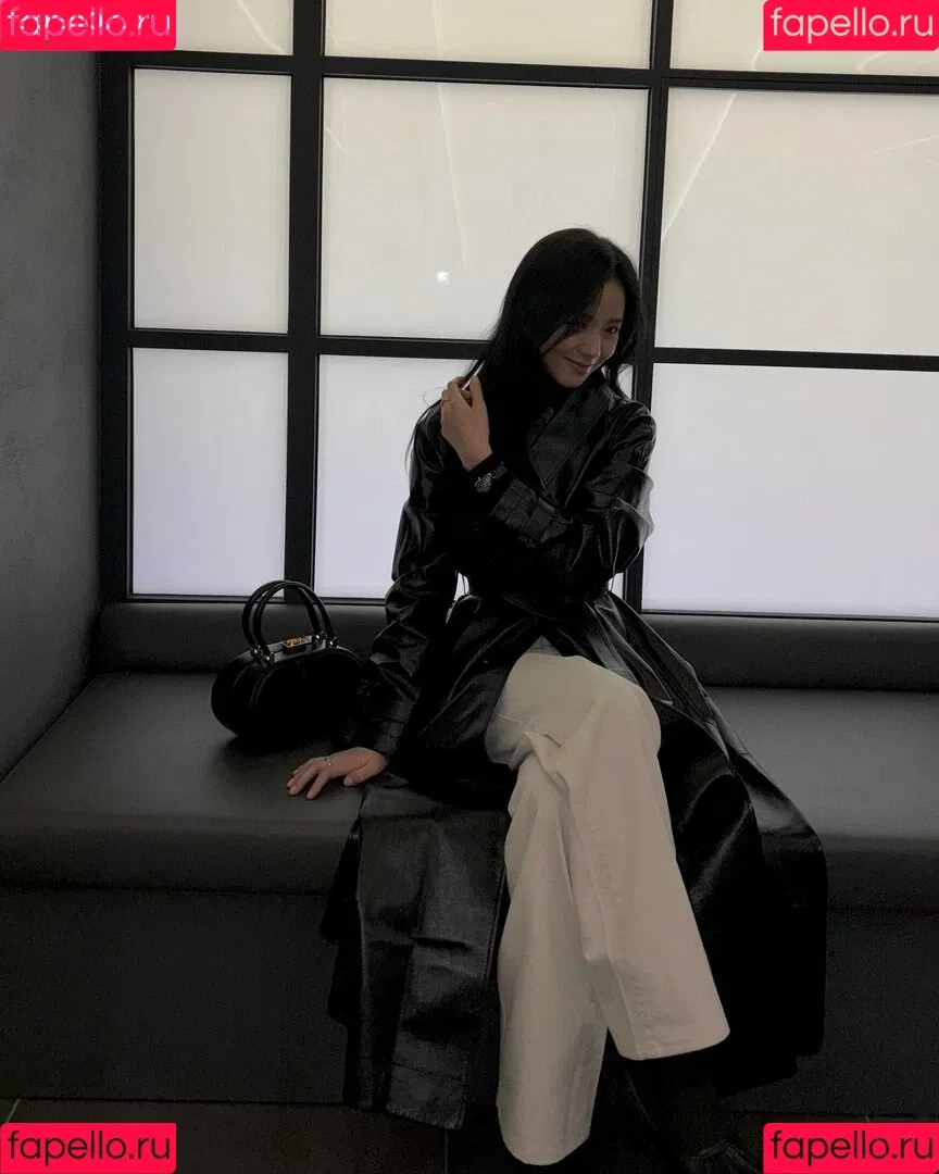 BLACKPINK / Jisoo / qenshizu / sooyaaa__ Onlyfans Photo Gallery 