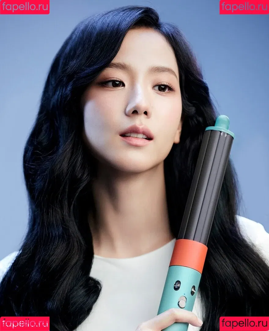 BLACKPINK / Jisoo / qenshizu / sooyaaa__ Onlyfans Photo Gallery 