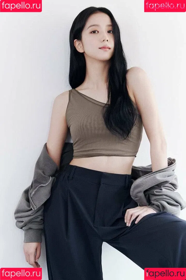 BLACKPINK / Jisoo / qenshizu / sooyaaa__ Onlyfans Photo Gallery 
