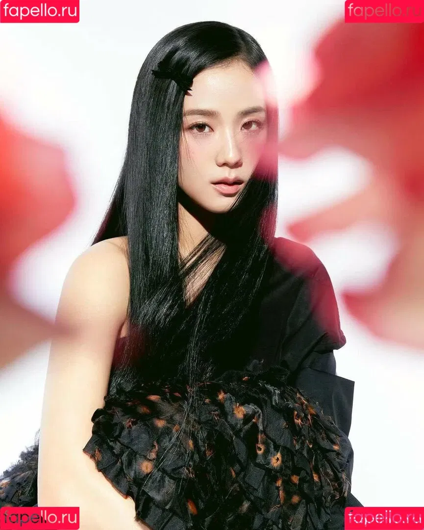 BLACKPINK / Jisoo / qenshizu / sooyaaa__ Onlyfans Photo Gallery 