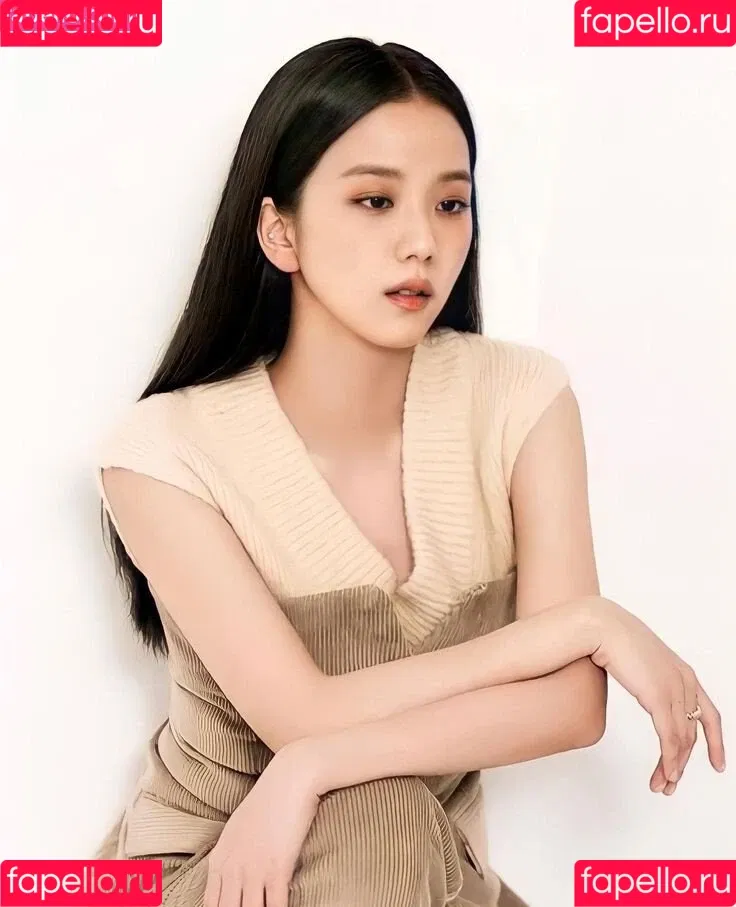 BLACKPINK / Jisoo / qenshizu / sooyaaa__ Onlyfans Photo Gallery 
