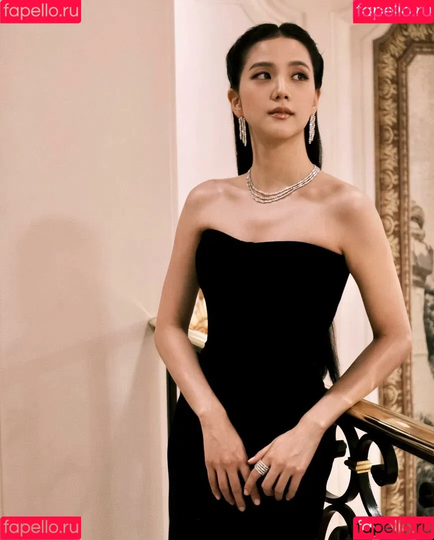 BLACKPINK / Jisoo / qenshizu / sooyaaa__ Onlyfans Photo Gallery 
