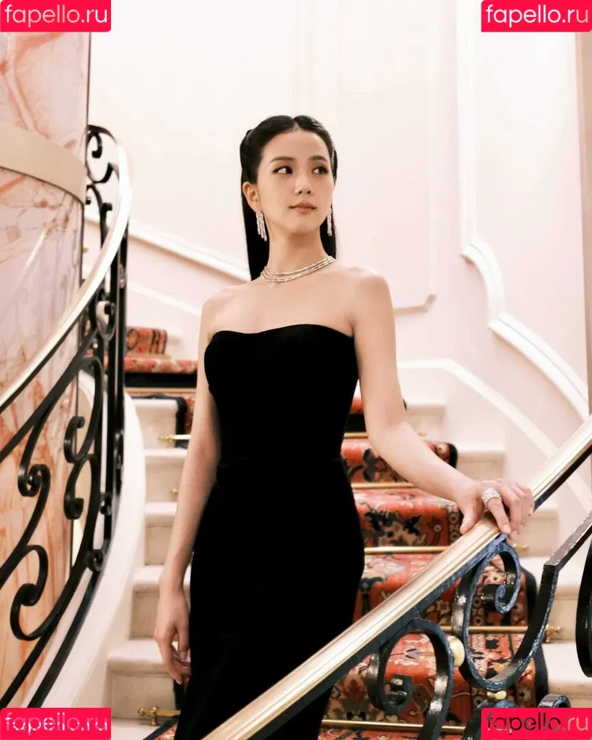 BLACKPINK / Jisoo / qenshizu / sooyaaa__ Onlyfans Photo Gallery 