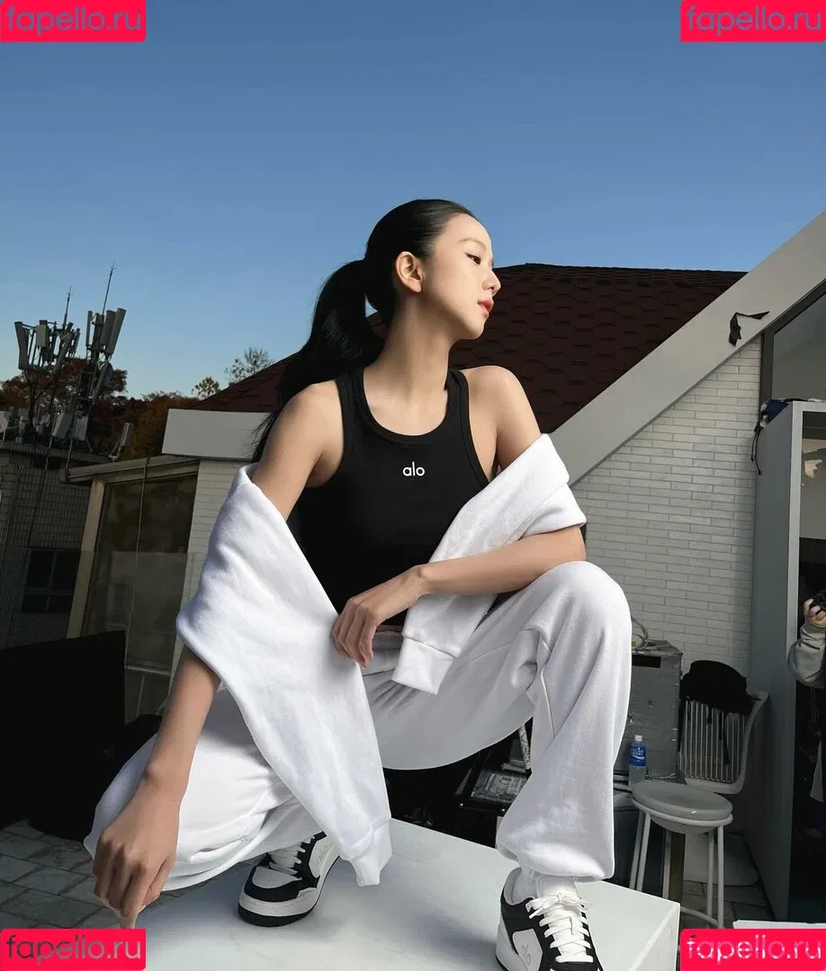 BLACKPINK / Jisoo / qenshizu / sooyaaa__ Onlyfans Photo Gallery 