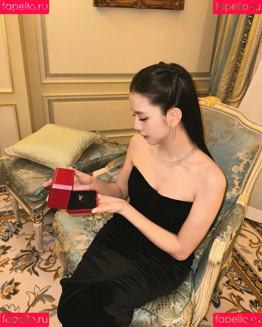 BLACKPINK / Jisoo / qenshizu / sooyaaa__ Onlyfans Photo Gallery 