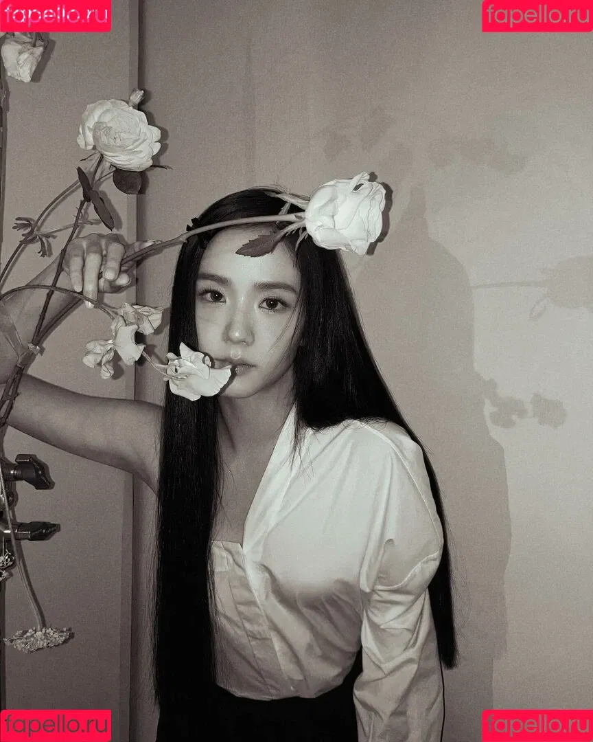 BLACKPINK / Jisoo / qenshizu / sooyaaa__ Onlyfans Photo Gallery 