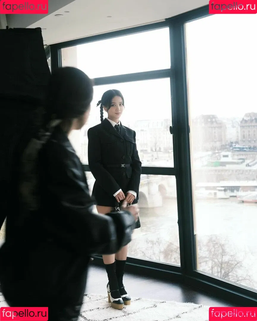 BLACKPINK / Jisoo / qenshizu / sooyaaa__ Onlyfans Photo Gallery 
