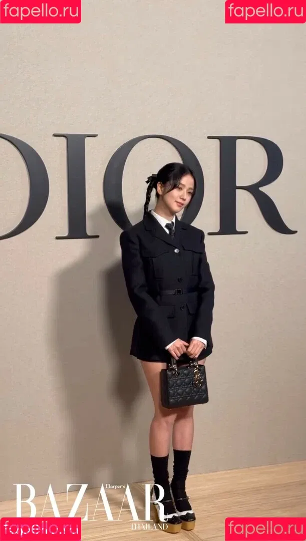 BLACKPINK / Jisoo / qenshizu / sooyaaa__ Onlyfans Photo Gallery 