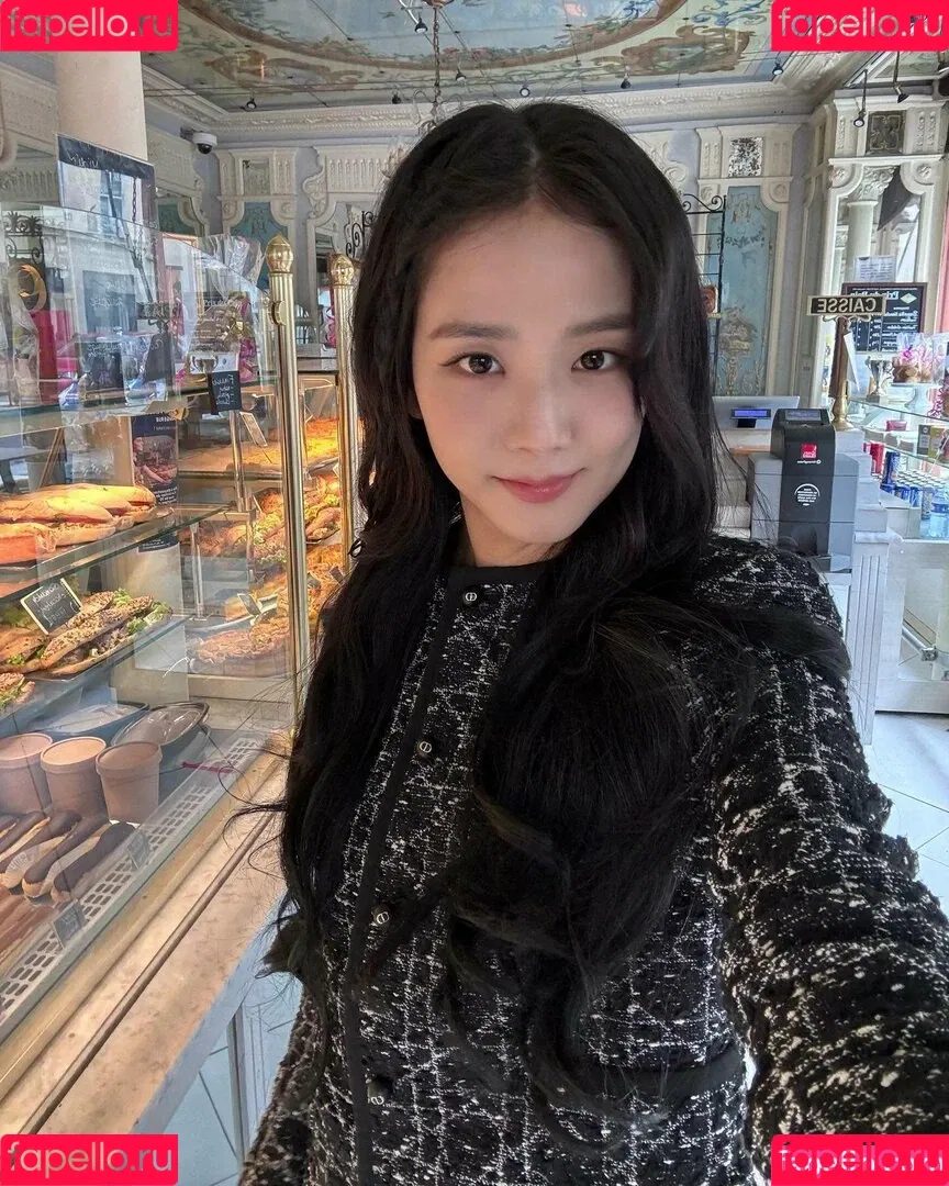 BLACKPINK / Jisoo / qenshizu / sooyaaa__ Onlyfans Photo Gallery 