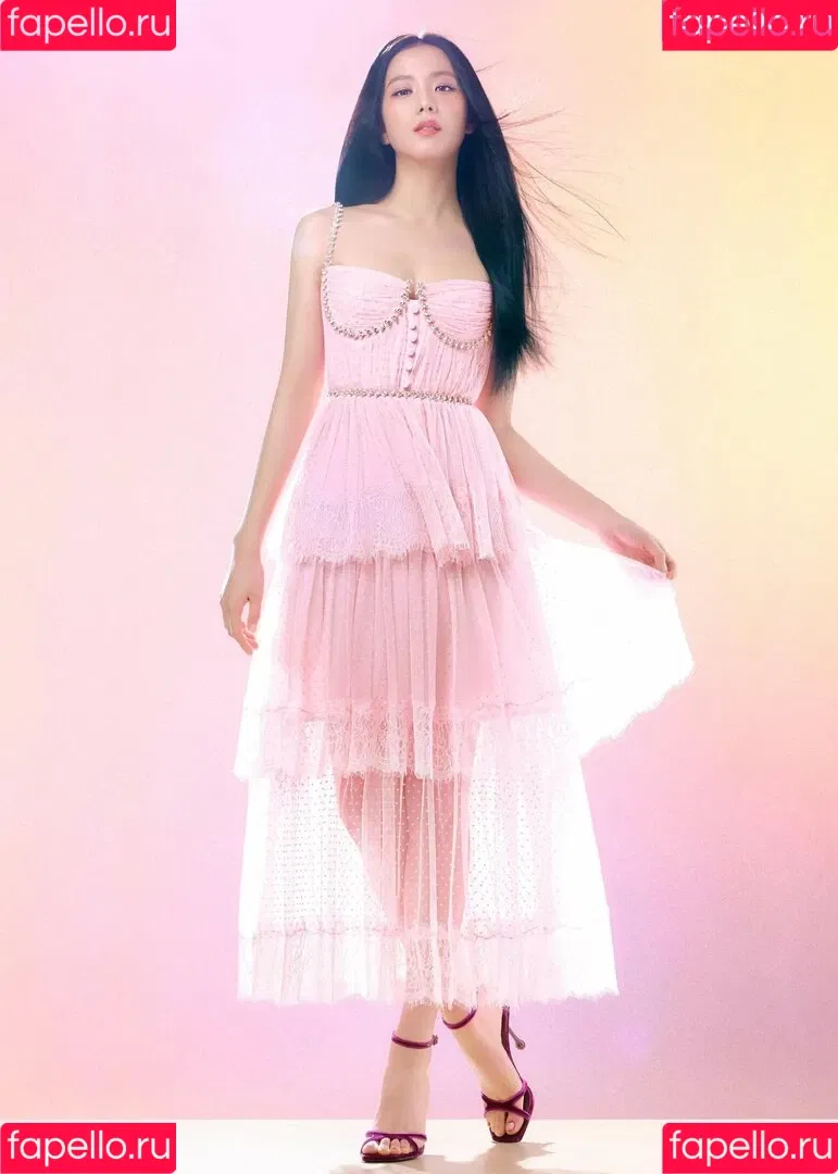 BLACKPINK / Jisoo / qenshizu / sooyaaa__ Onlyfans Photo Gallery 