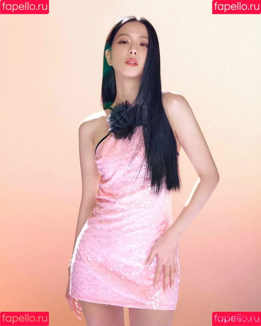 BLACKPINK / Jisoo / qenshizu / sooyaaa__ Onlyfans Photo Gallery 