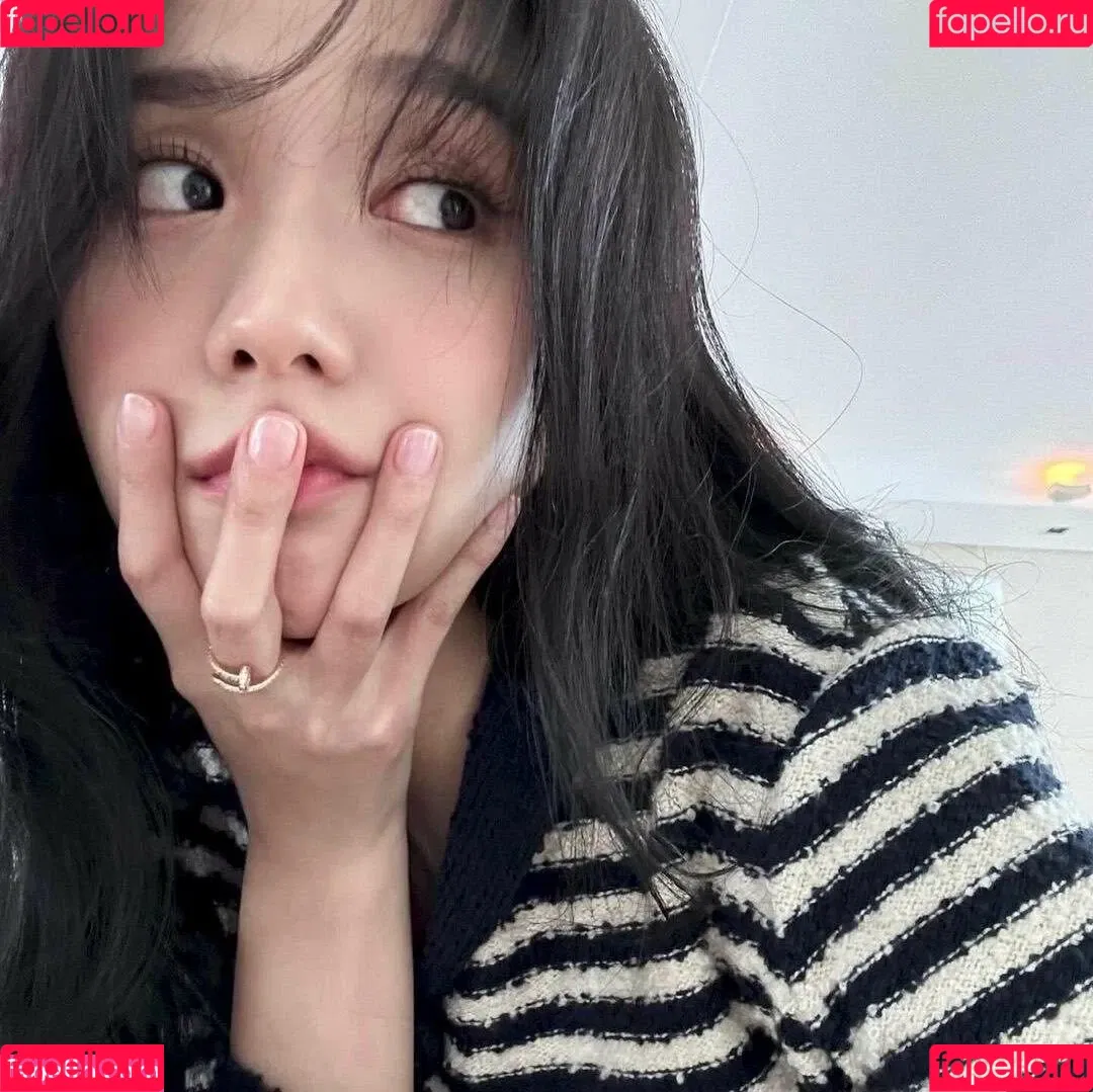 BLACKPINK / Jisoo / qenshizu / sooyaaa__ Onlyfans Photo Gallery 