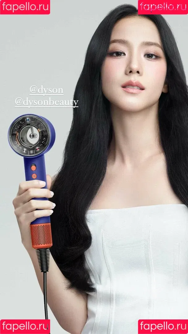 BLACKPINK / Jisoo / qenshizu / sooyaaa__ Onlyfans Photo Gallery 