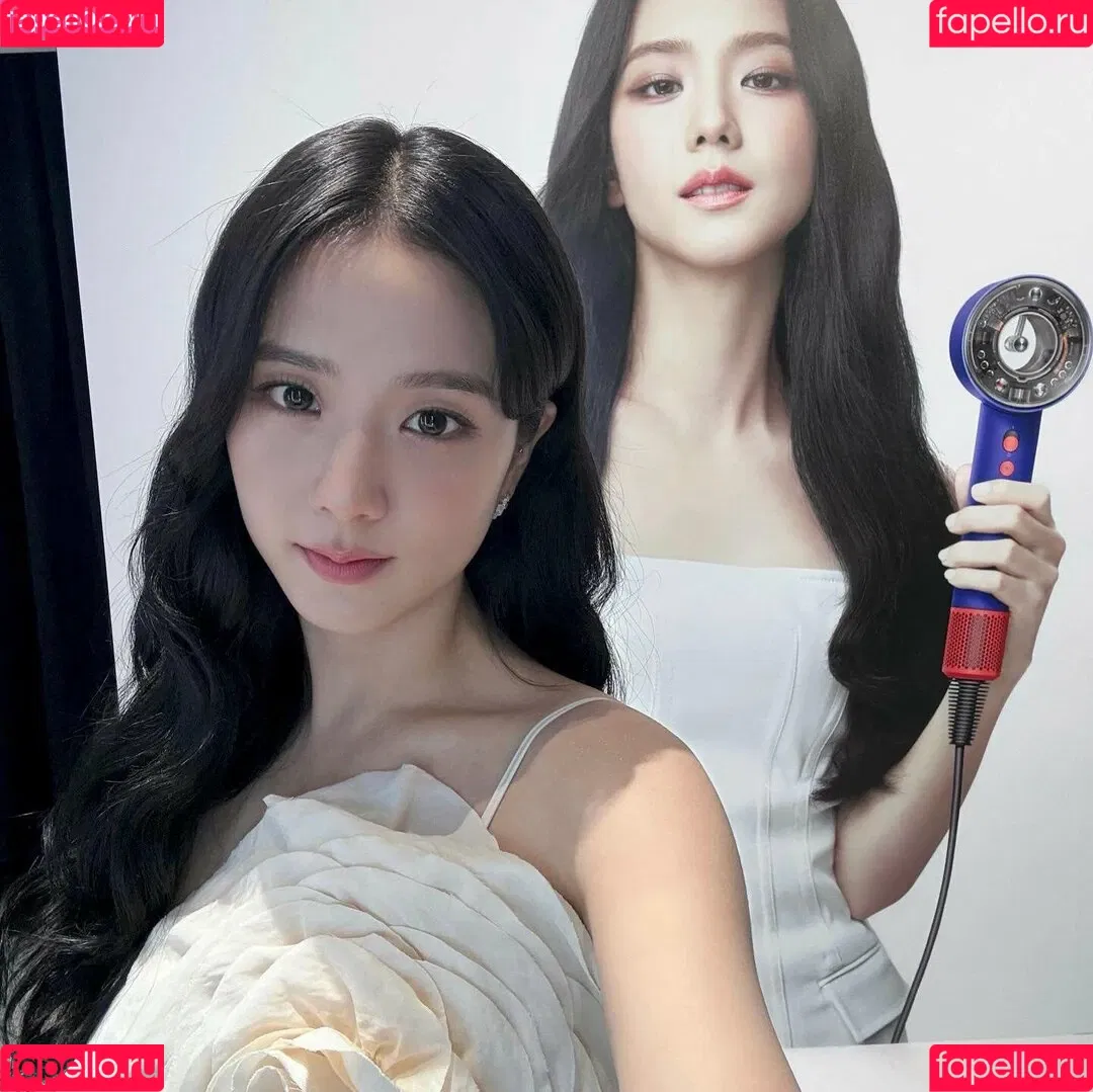 BLACKPINK / Jisoo / qenshizu / sooyaaa__ Onlyfans Photo Gallery 