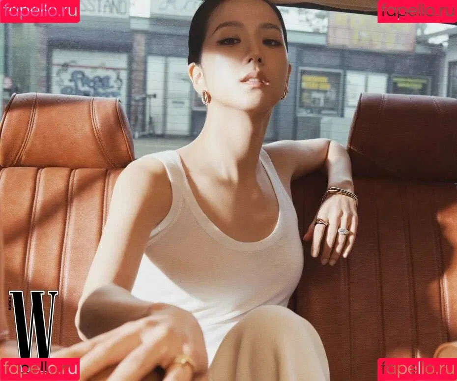 BLACKPINK / Jisoo / qenshizu / sooyaaa__ Onlyfans Photo Gallery 