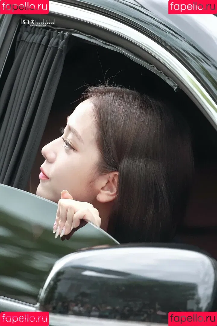 BLACKPINK / Jisoo / qenshizu / sooyaaa__ Onlyfans Photo Gallery 