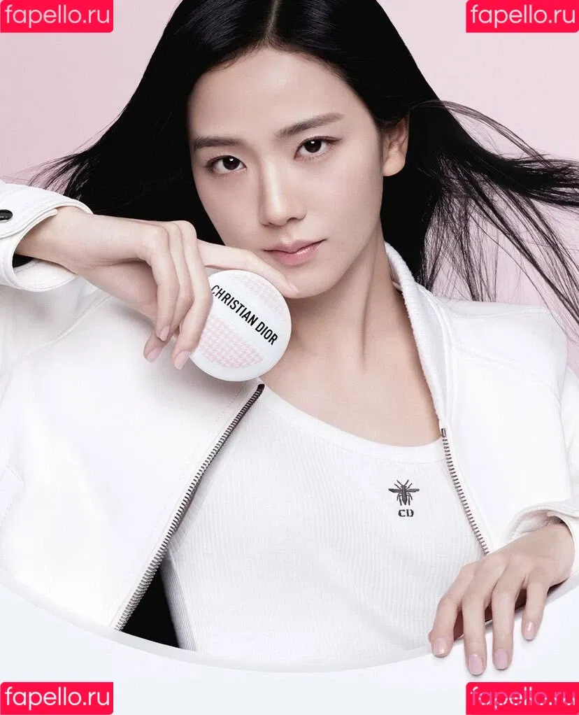 BLACKPINK / Jisoo / qenshizu / sooyaaa__ Onlyfans Photo Gallery 