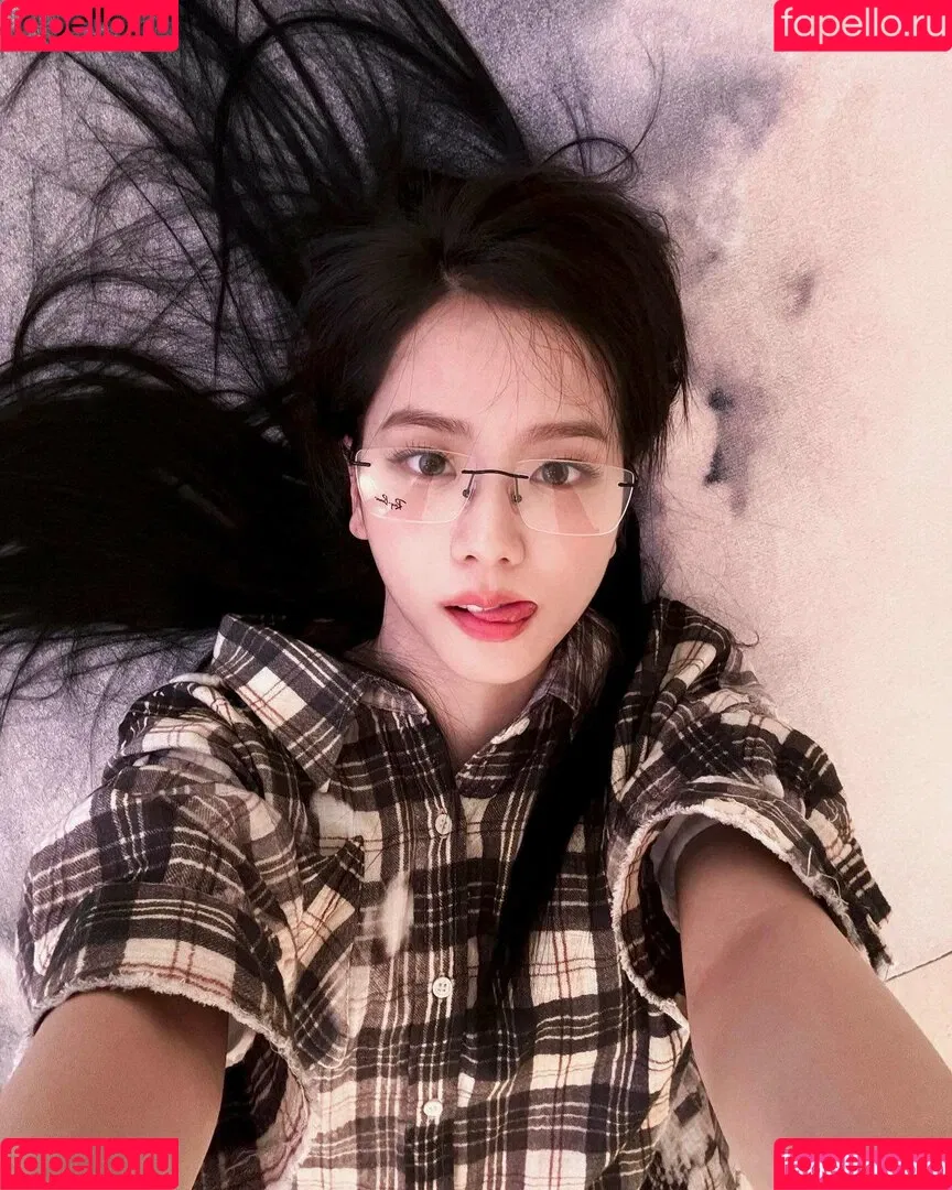BLACKPINK / Jisoo / qenshizu / sooyaaa__ Onlyfans Photo Gallery 