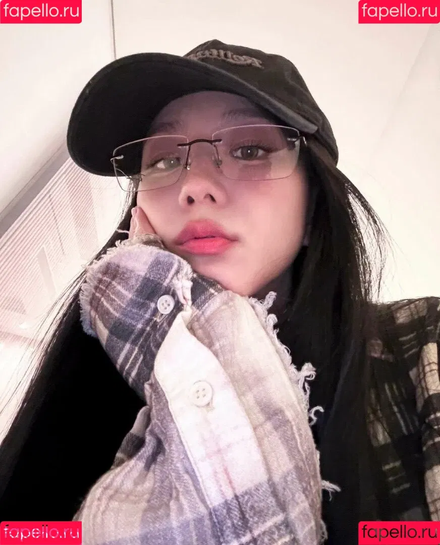 BLACKPINK / Jisoo / qenshizu / sooyaaa__ Onlyfans Photo Gallery 