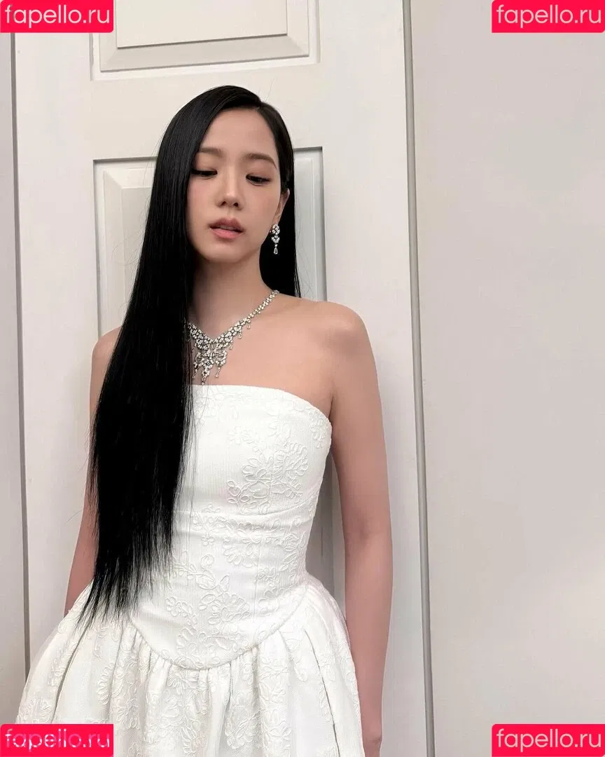 BLACKPINK / Jisoo / qenshizu / sooyaaa__ Onlyfans Photo Gallery 