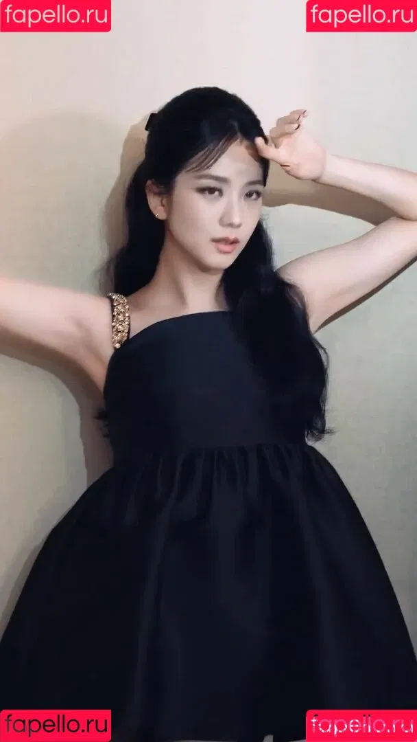 BLACKPINK / Jisoo / qenshizu / sooyaaa__ Onlyfans Photo Gallery 