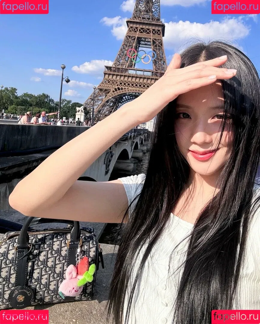 BLACKPINK / Jisoo / qenshizu / sooyaaa__ Onlyfans Photo Gallery 