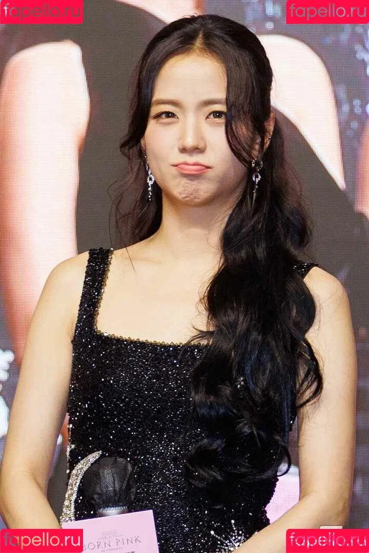 BLACKPINK / Jisoo / qenshizu / sooyaaa__ Onlyfans Photo Gallery 