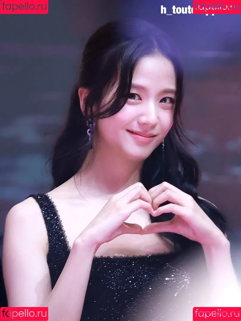 BLACKPINK / Jisoo / qenshizu / sooyaaa__ Onlyfans Photo Gallery 