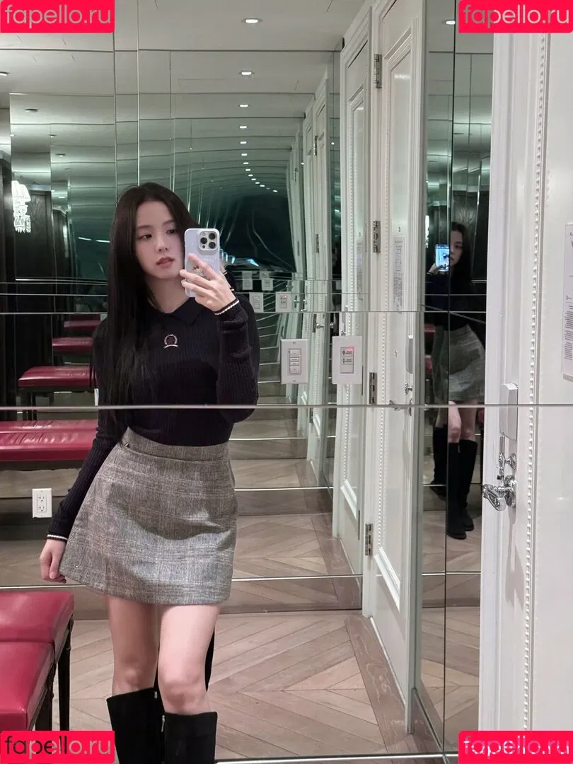 BLACKPINK / Jisoo / qenshizu / sooyaaa__ Onlyfans Photo Gallery 