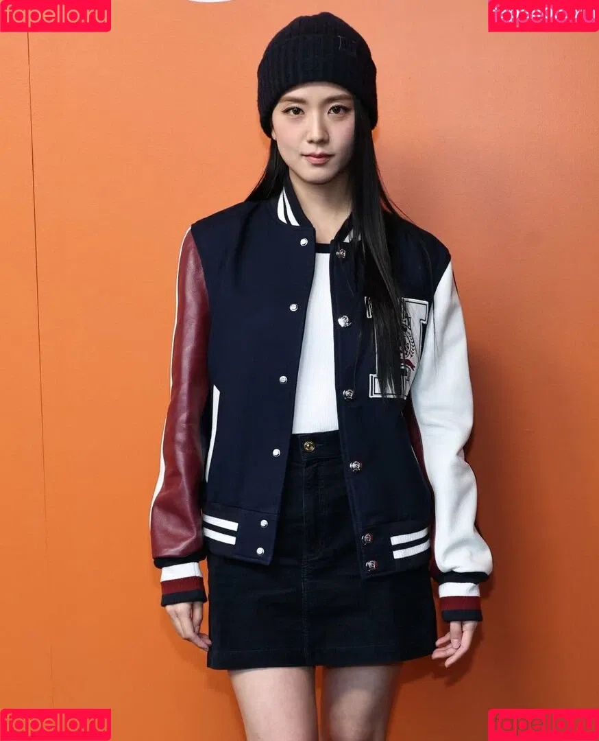 BLACKPINK / Jisoo / qenshizu / sooyaaa__ Onlyfans Photo Gallery 