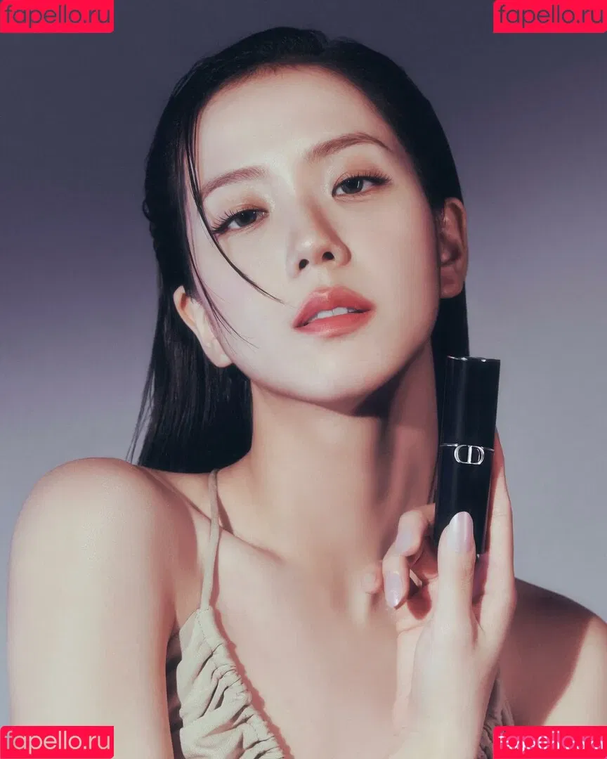 BLACKPINK / Jisoo / qenshizu / sooyaaa__ Onlyfans Photo Gallery 
