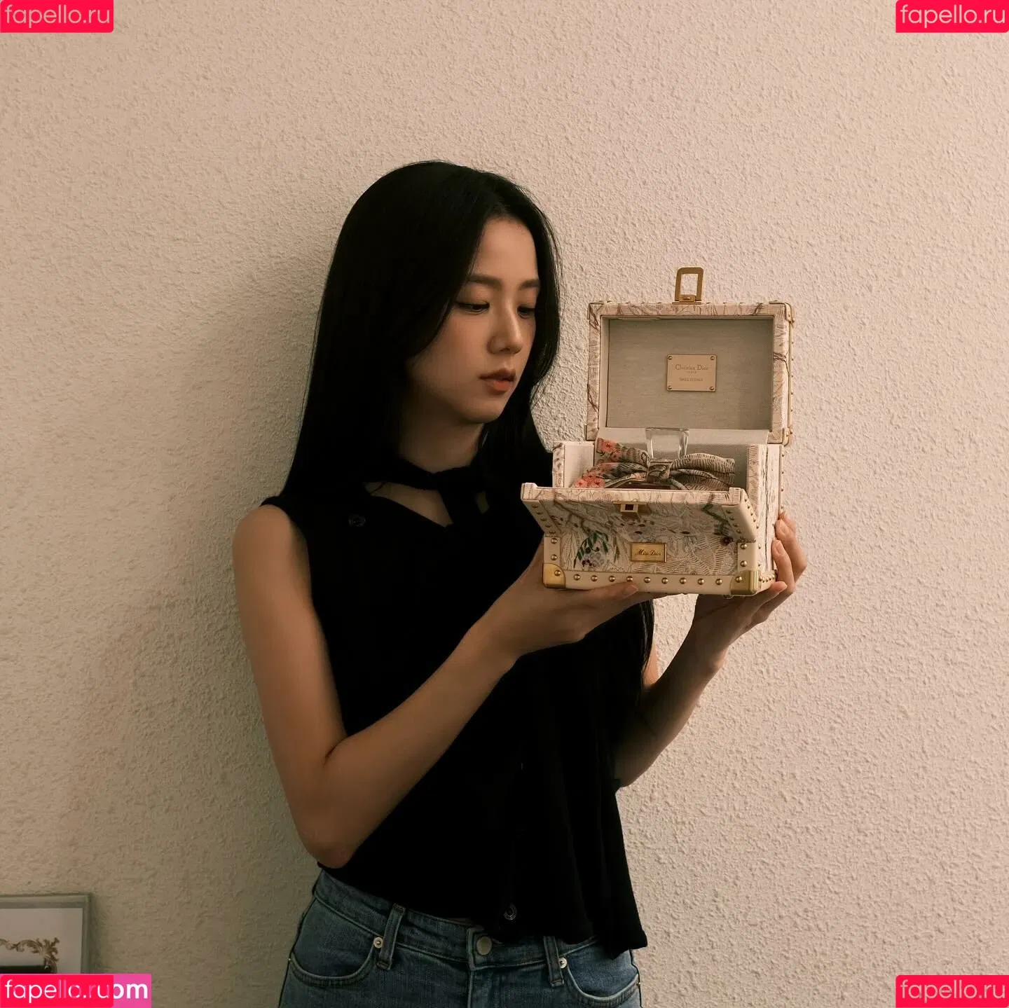 BLACKPINK / Jisoo / qenshizu / sooyaaa__ Onlyfans Photo Gallery 