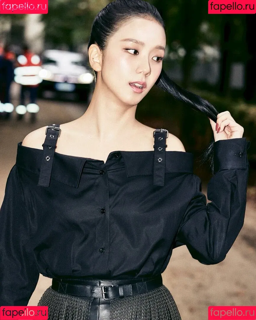 BLACKPINK / Jisoo / qenshizu / sooyaaa__ Onlyfans Photo Gallery 