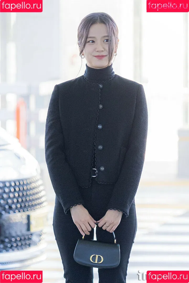 BLACKPINK / Jisoo / qenshizu / sooyaaa__ Onlyfans Photo Gallery 