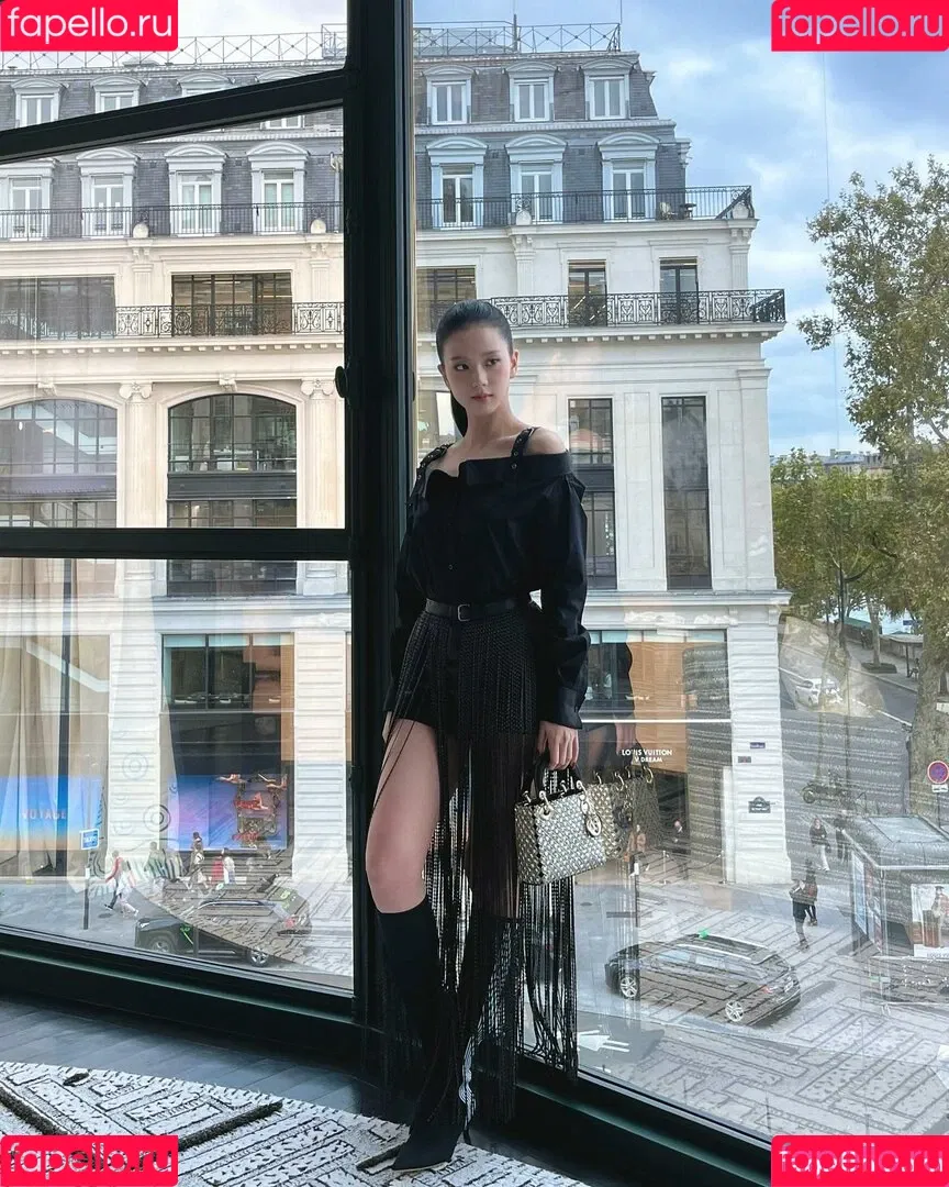 BLACKPINK / Jisoo / qenshizu / sooyaaa__ Onlyfans Photo Gallery 