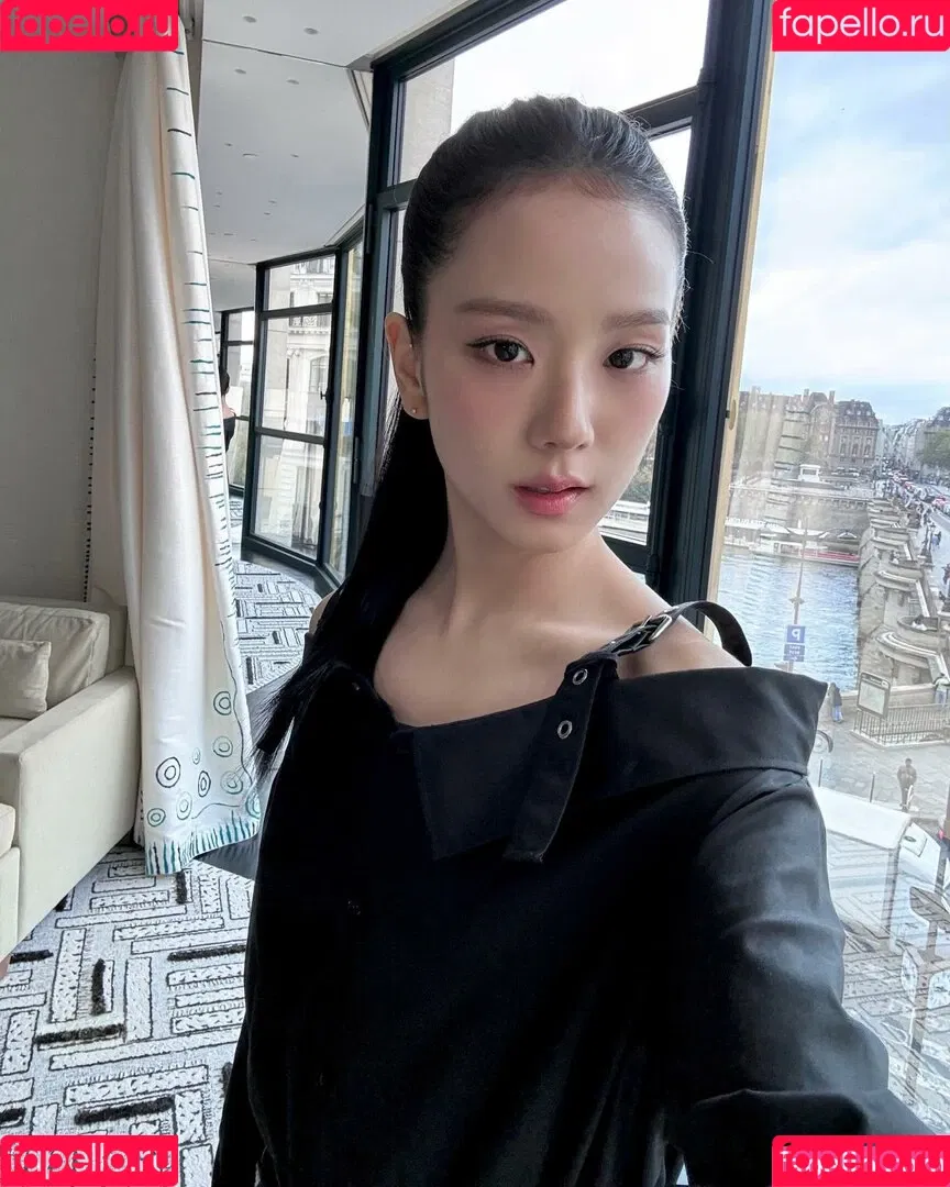 BLACKPINK / Jisoo / qenshizu / sooyaaa__ Onlyfans Photo Gallery 
