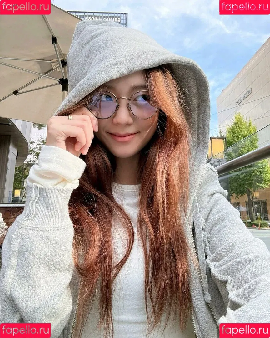 BLACKPINK / Jisoo / qenshizu / sooyaaa__ Onlyfans Photo Gallery 