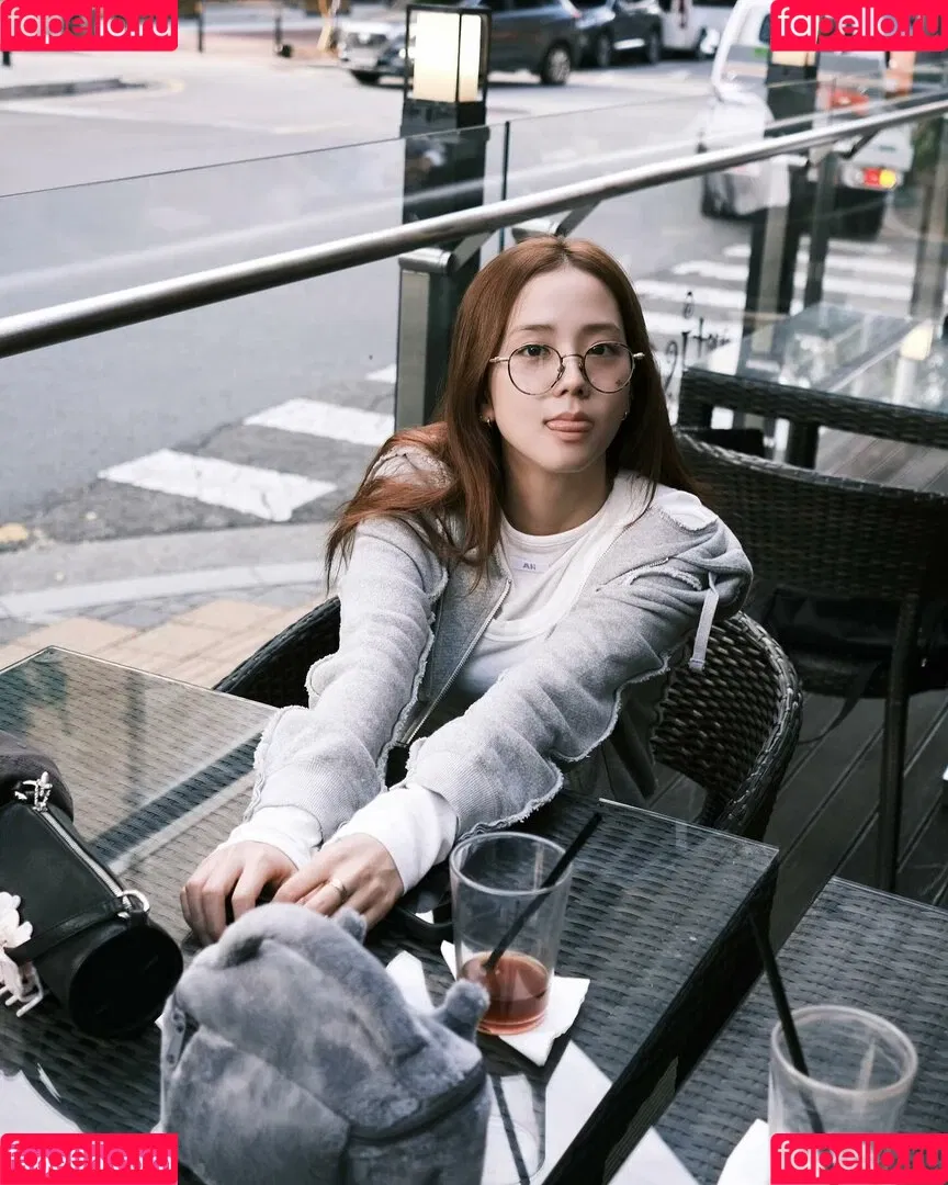 BLACKPINK / Jisoo / qenshizu / sooyaaa__ Onlyfans Photo Gallery 