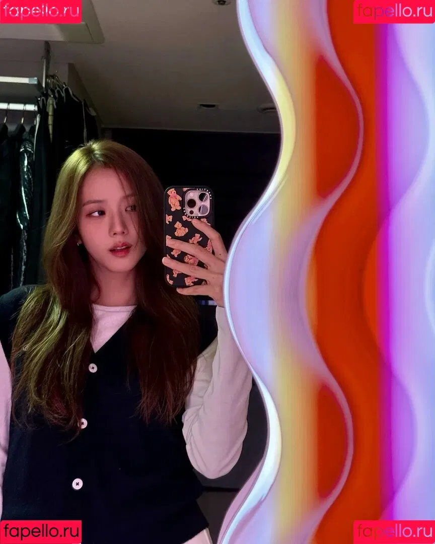 BLACKPINK / Jisoo / qenshizu / sooyaaa__ Onlyfans Photo Gallery 