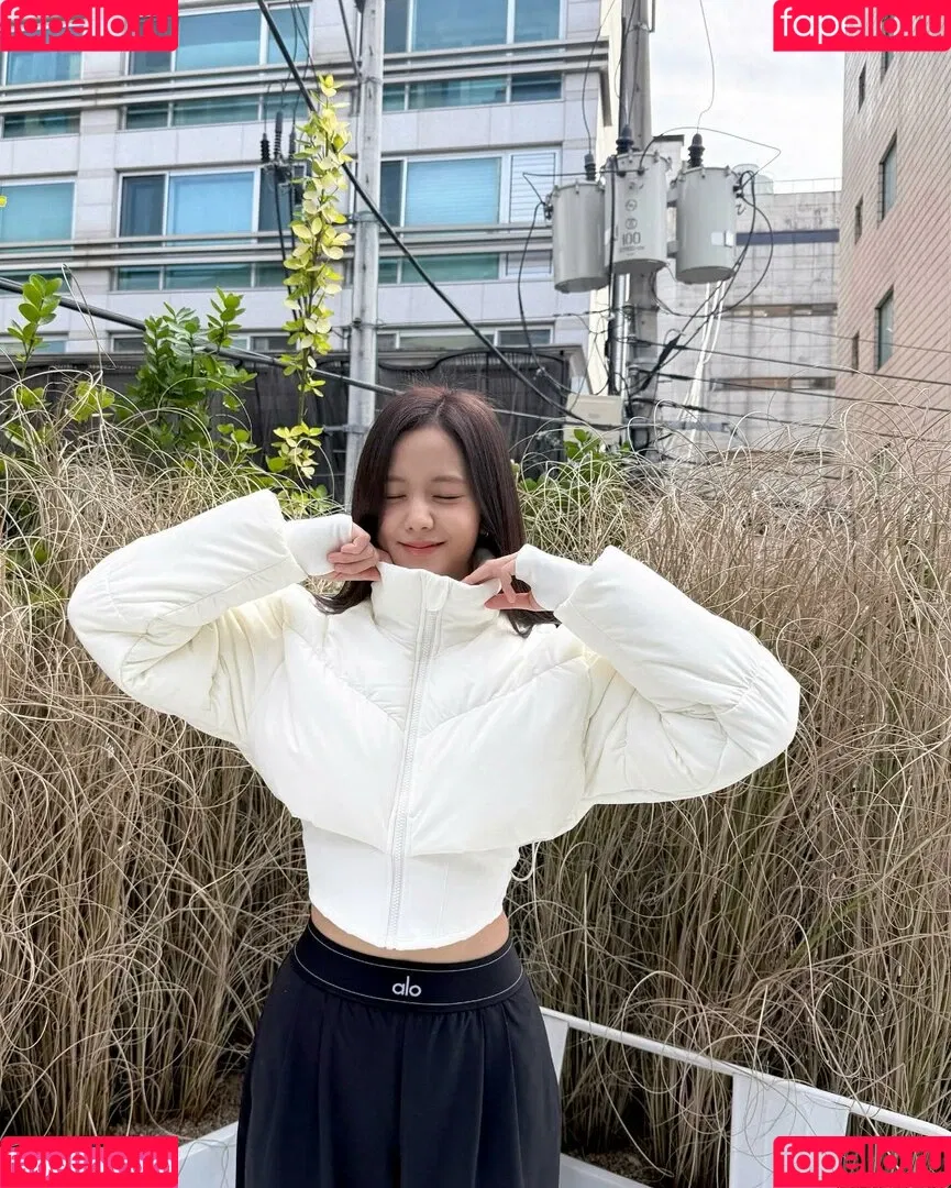 BLACKPINK / Jisoo / qenshizu / sooyaaa__ Onlyfans Photo Gallery 