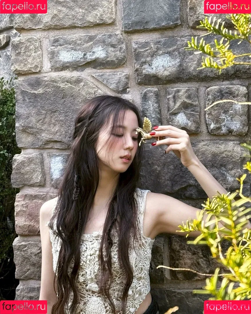 BLACKPINK / Jisoo / qenshizu / sooyaaa__ Onlyfans Photo Gallery 