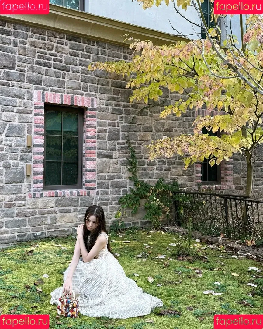 BLACKPINK / Jisoo / qenshizu / sooyaaa__ Onlyfans Photo Gallery 
