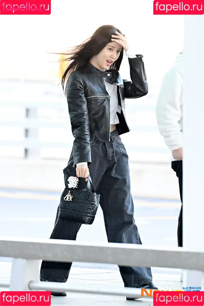 BLACKPINK / Jisoo / qenshizu / sooyaaa__ Onlyfans Photo Gallery 
